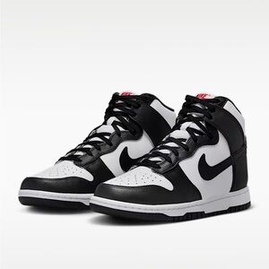 Never worn no box Nike Womens Dunk High size 9
Black and White “Panda”
